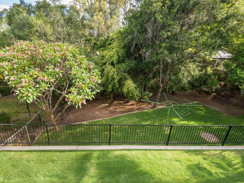 3 Fairway Outlook, Arana Hills QLD 4054