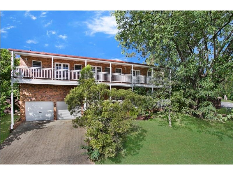 272 Chapel Hill Rd, Chapel Hill QLD 4069
