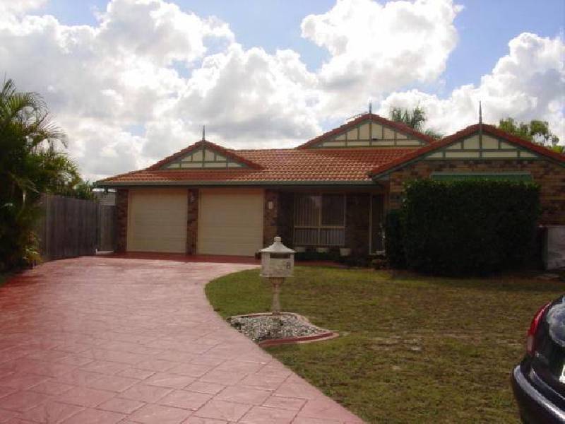 8 Kalbarri Rise, Regents Park QLD 4118