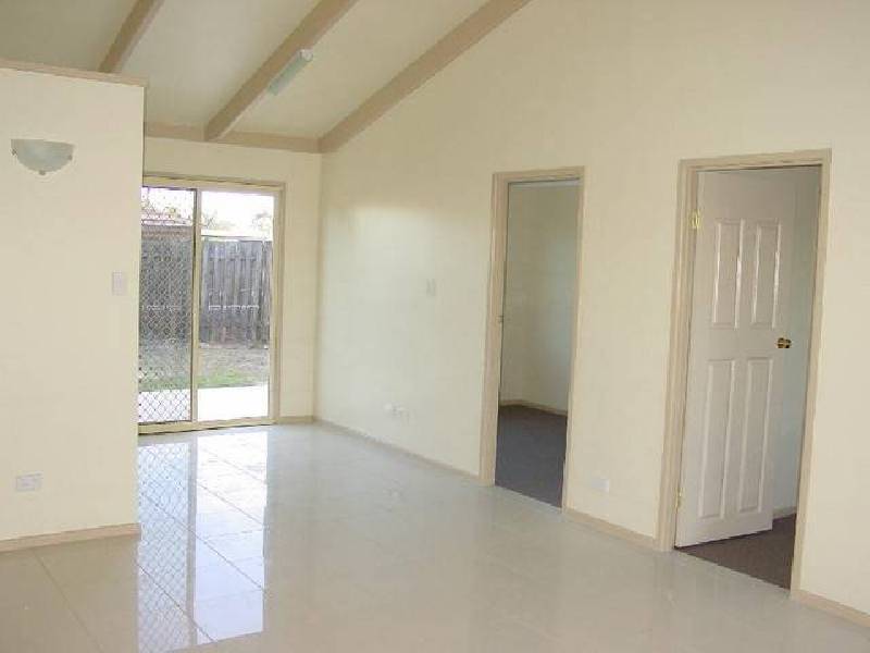 12 Morrow Street, Crestmead QLD 4132