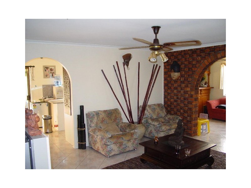 19 Cosway Street, Hillcrest QLD 4118