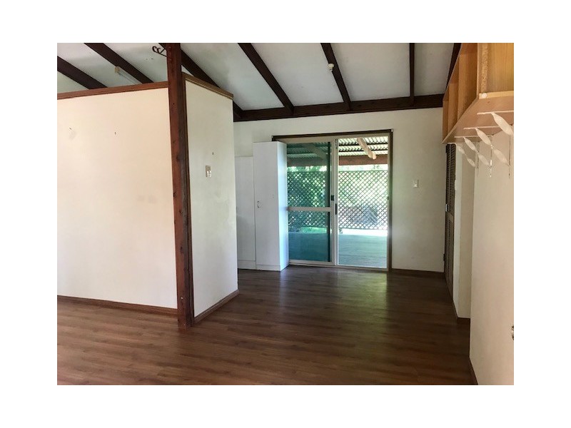 9 Lanham Road, Deception Bay QLD 4508