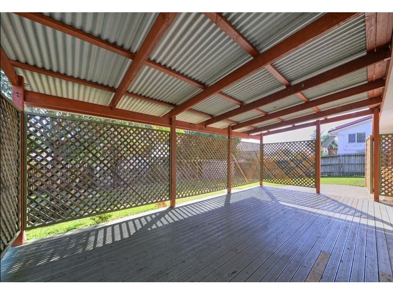 9 Lanham Road, Deception Bay QLD 4508