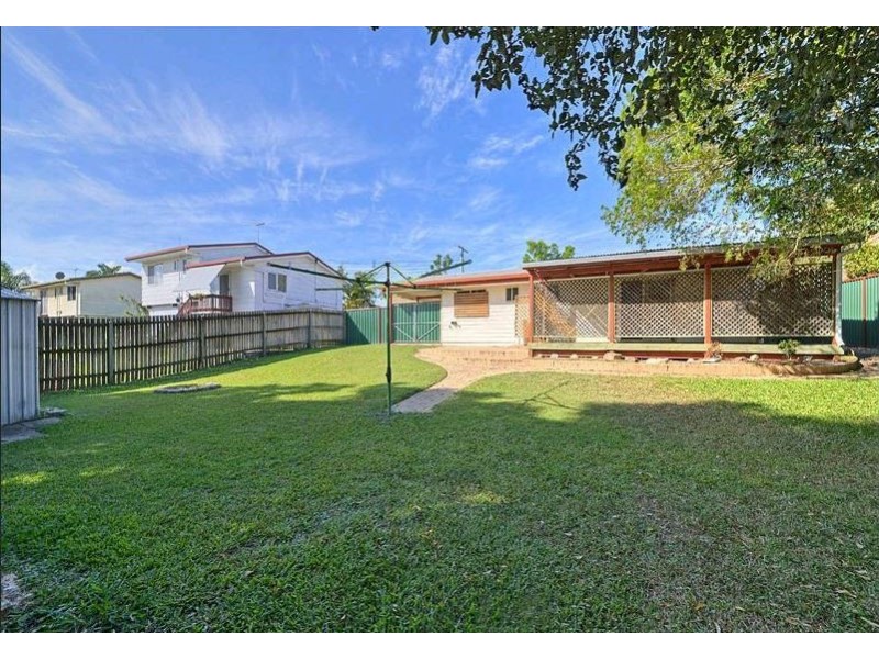 9 Lanham Road, Deception Bay QLD 4508