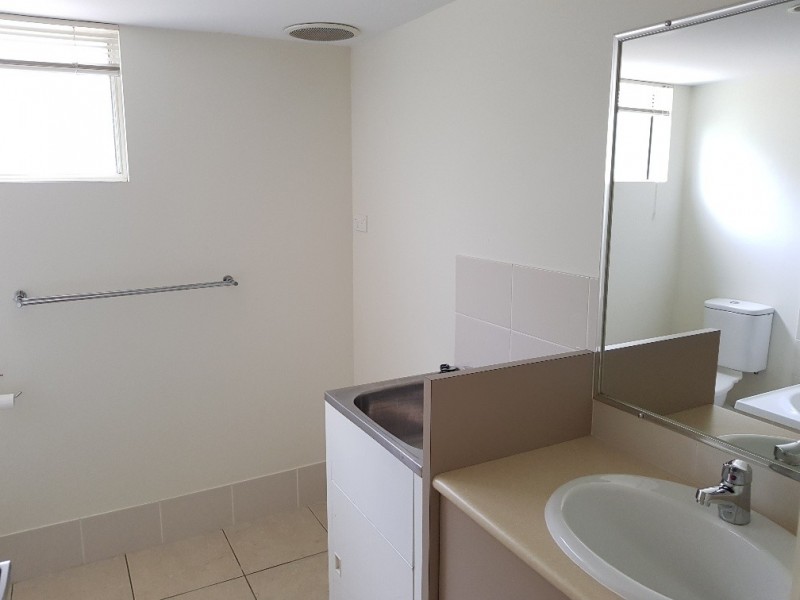 6/91-93 Lower King Street, Caboolture QLD 4510