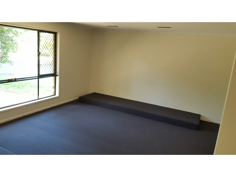 58 Crestridge Crescent, Morayfield QLD 4506