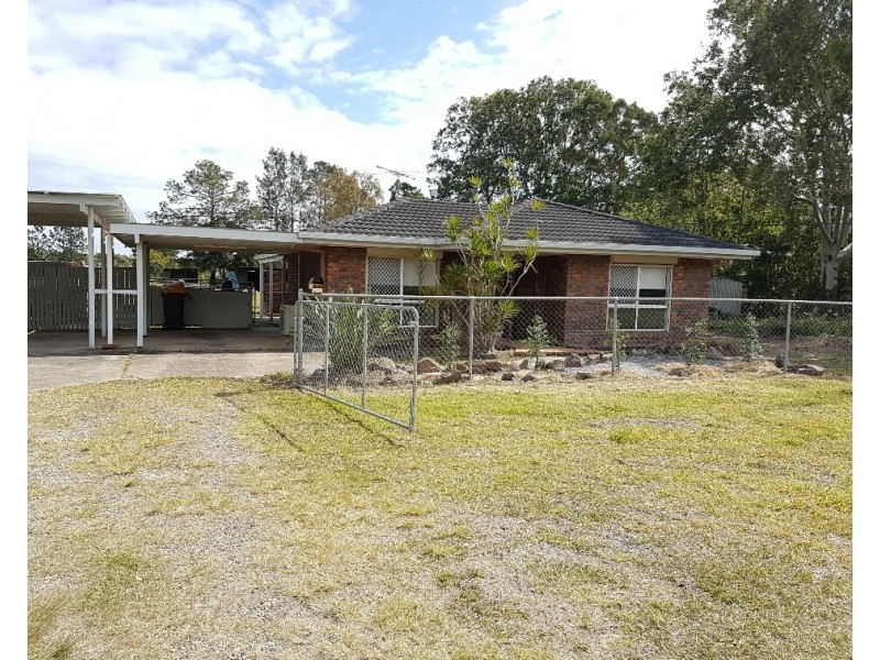 126 Pumicestone Road, Caboolture QLD 4510