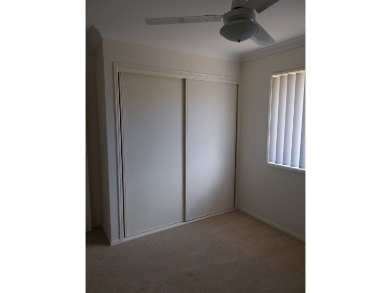 87 Sandstone Boulevard, Sandstone Point QLD 4511