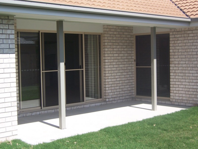 87 Sandstone Boulevard, Sandstone Point QLD 4511