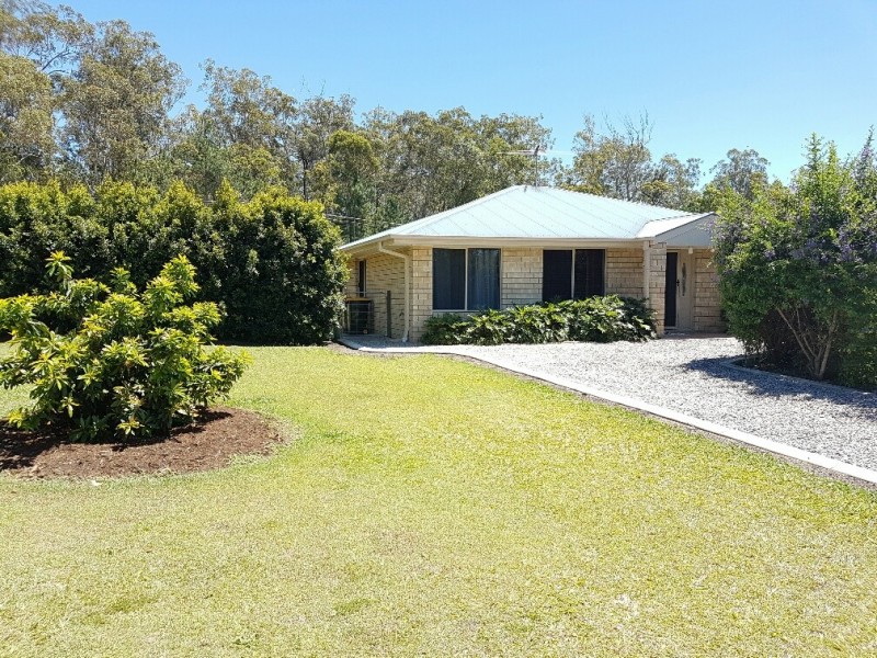 62 Three Ponds Place, Elimbah QLD 4516