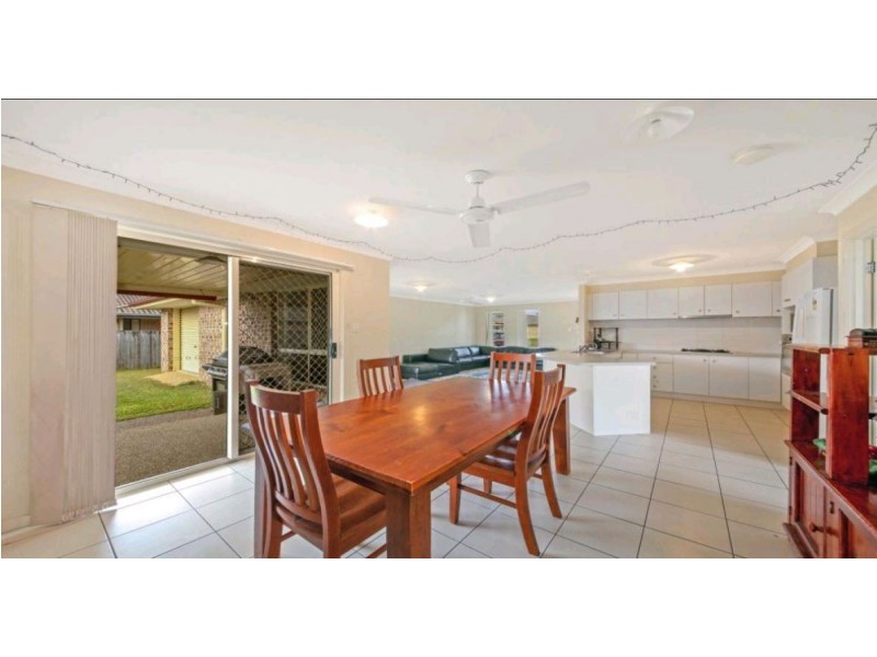 4 Tara Grove, Bellmere QLD 4510