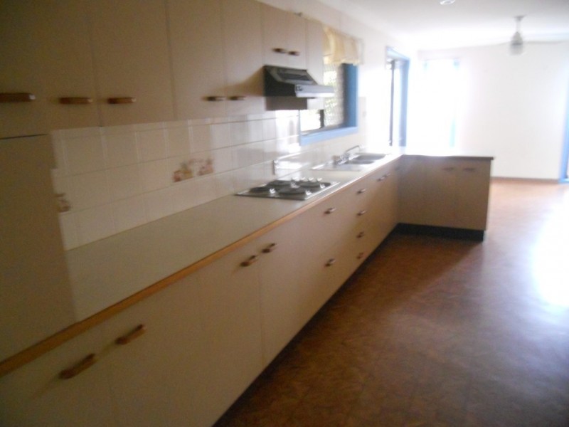 5 Ronald Court, Morayfield QLD 4506