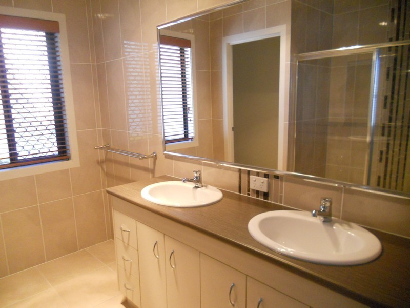 26 Central Lakes Drive, Caboolture QLD 4510