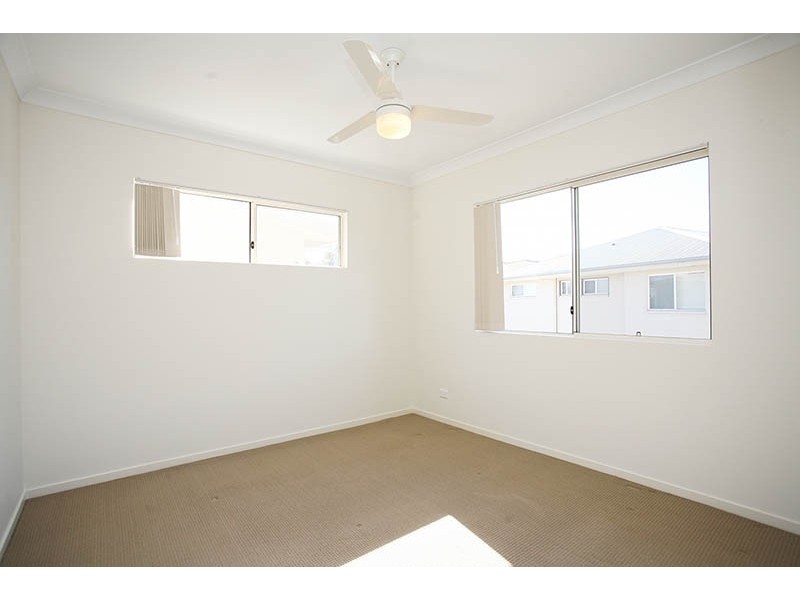 2/91-93 Lower King Street, Caboolture QLD 4510