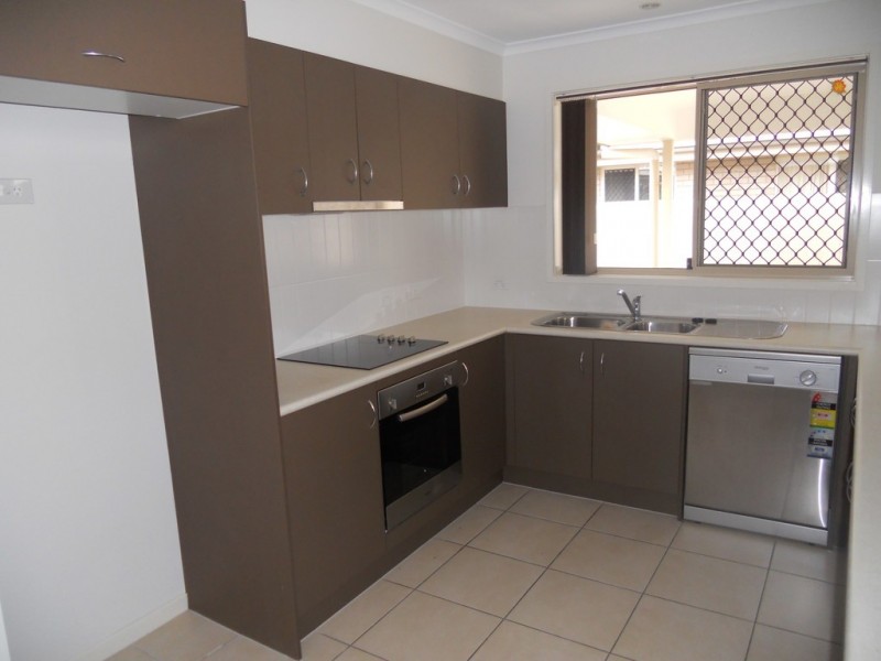 6 Lloyd Street, Caboolture QLD 4510