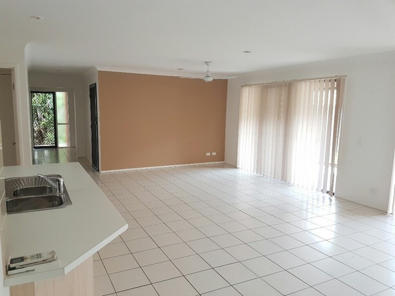 2 Valencia Court, Bellmere QLD 4510