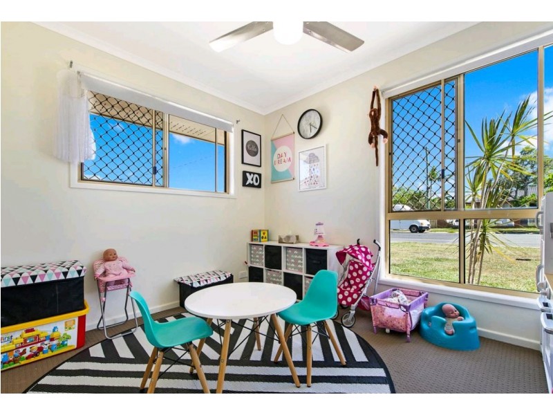 43 Henderson Road, Burpengary QLD 4505