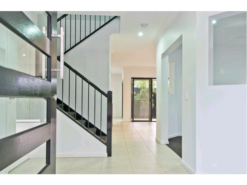 34a Maryborough Terrace, Scarborough QLD 4020