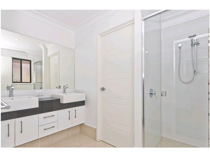 34a Maryborough Terrace, Scarborough QLD 4020