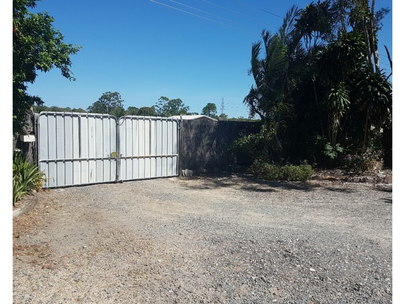 176 Pumicestone Road, Caboolture QLD 4510