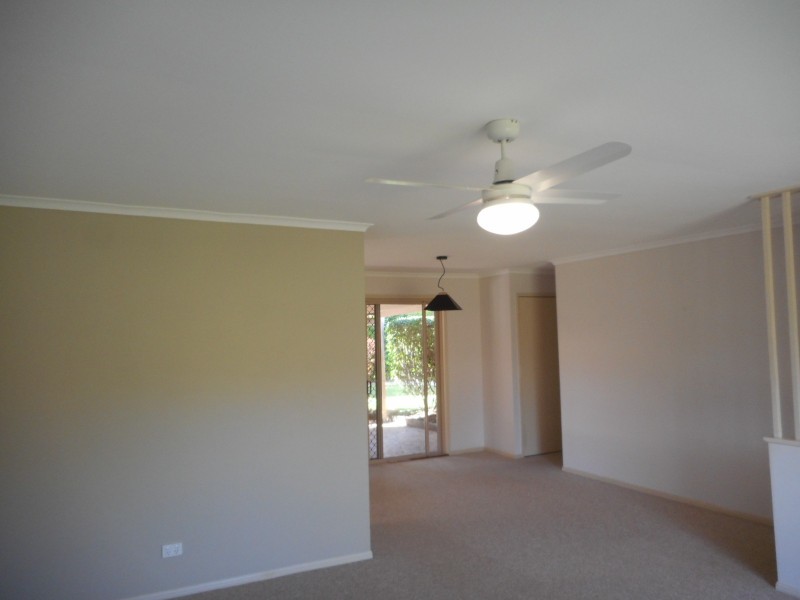 50 Hillmont Crescent, Morayfield QLD 4506