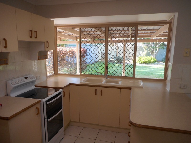 50 Hillmont Crescent, Morayfield QLD 4506
