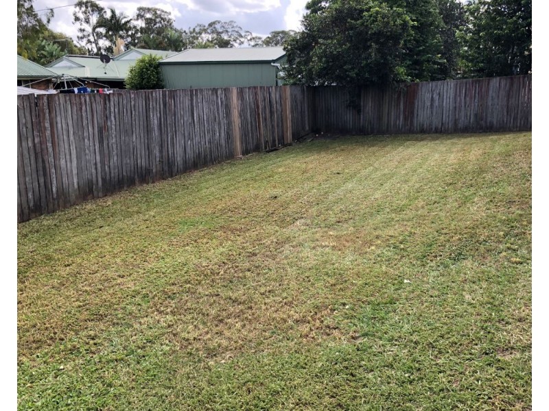 26 Hillmont Crescent, Morayfield QLD 4506
