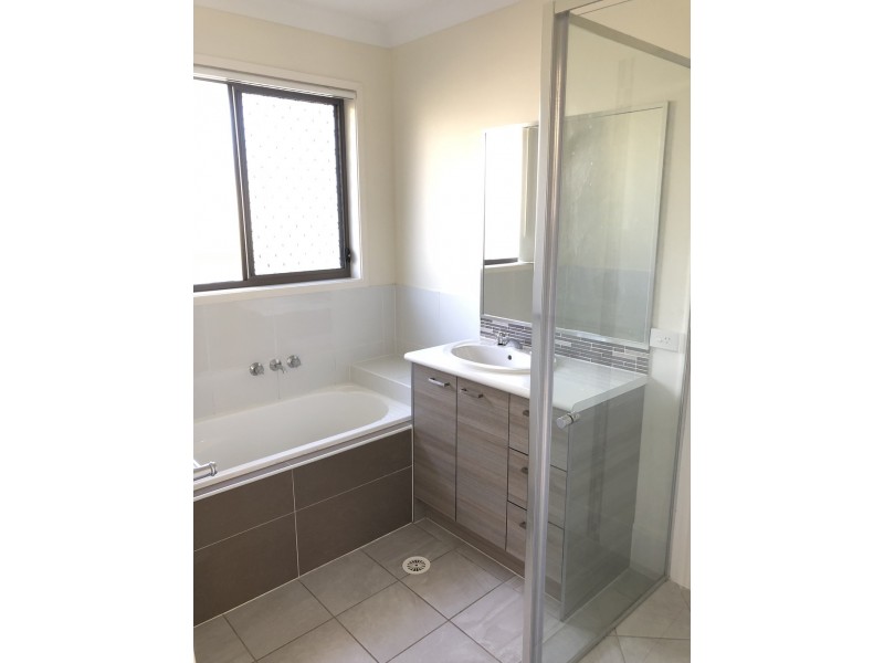 12 Piccadilly Street, Bellmere QLD 4510