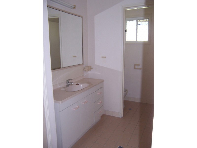 1/27 Manley Street, Caboolture QLD 4510