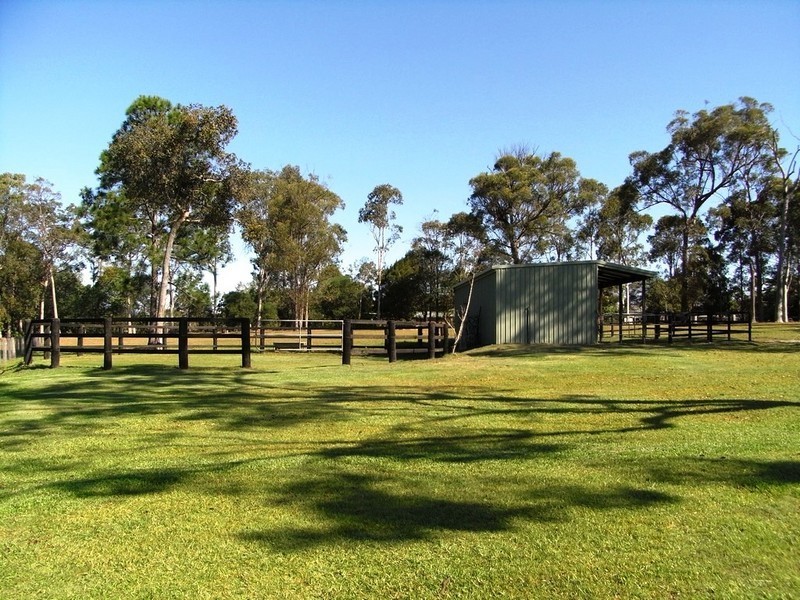 69 Kirrang Drive, Elimbah QLD 4516
