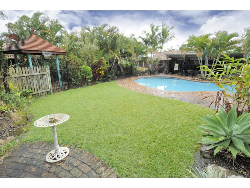 17 Emerson Drive, Morayfield QLD 4506