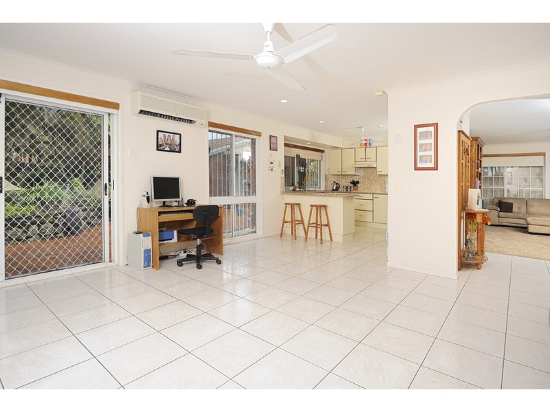 17 Emerson Drive, Morayfield QLD 4506