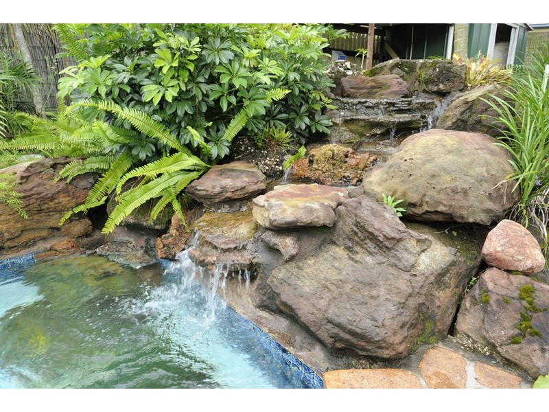 17 Emerson Drive, Morayfield QLD 4506