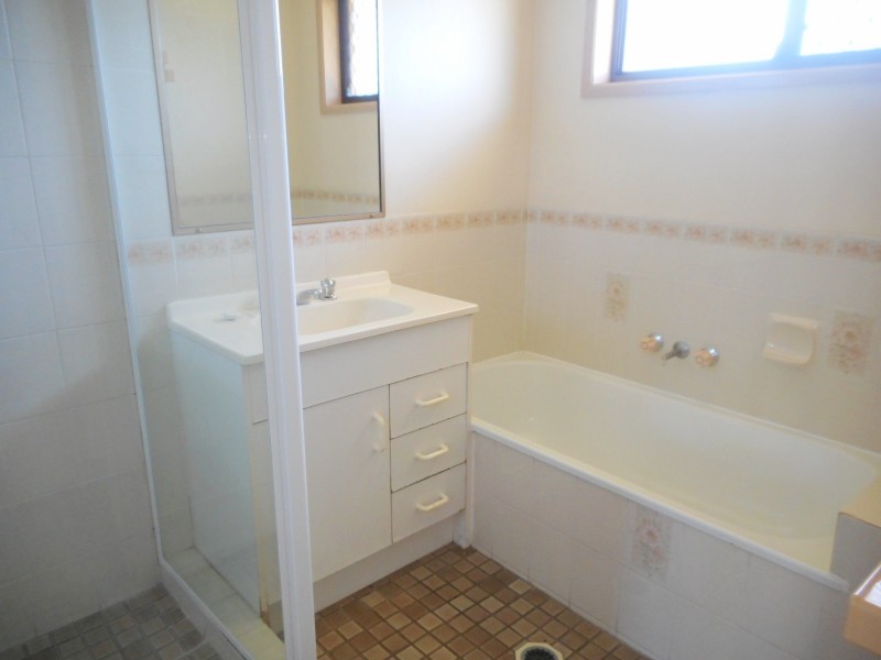 5 Glenn Street, Morayfield QLD 4506