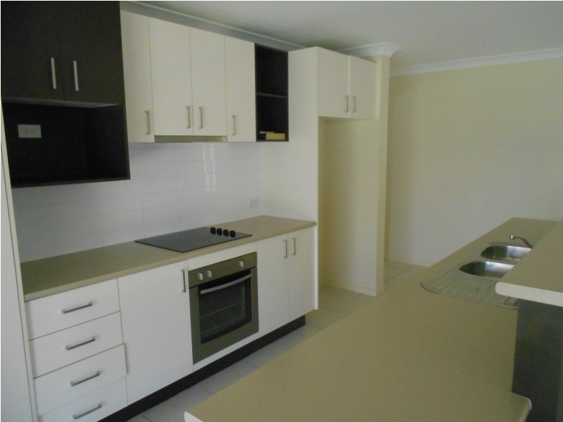 185 Summerfields Drive, Caboolture QLD 4510
