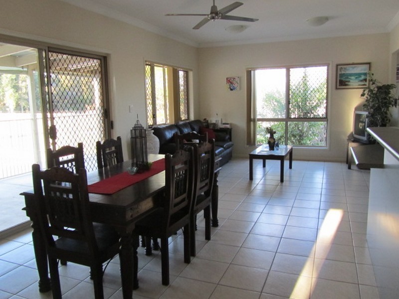 21 Peters Drive, Caboolture QLD 4510