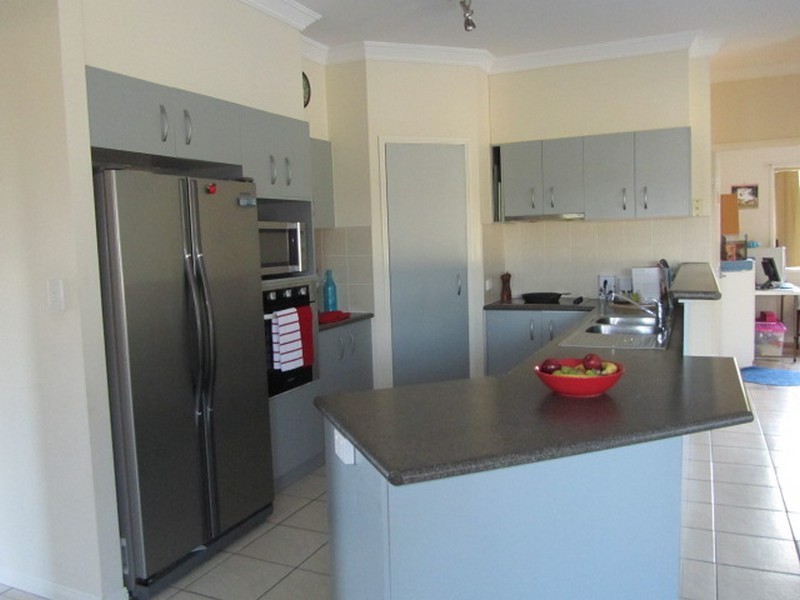 21 Peters Drive, Caboolture QLD 4510