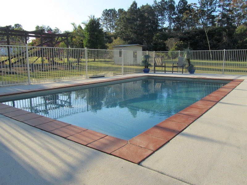 21 Peters Drive, Caboolture QLD 4510