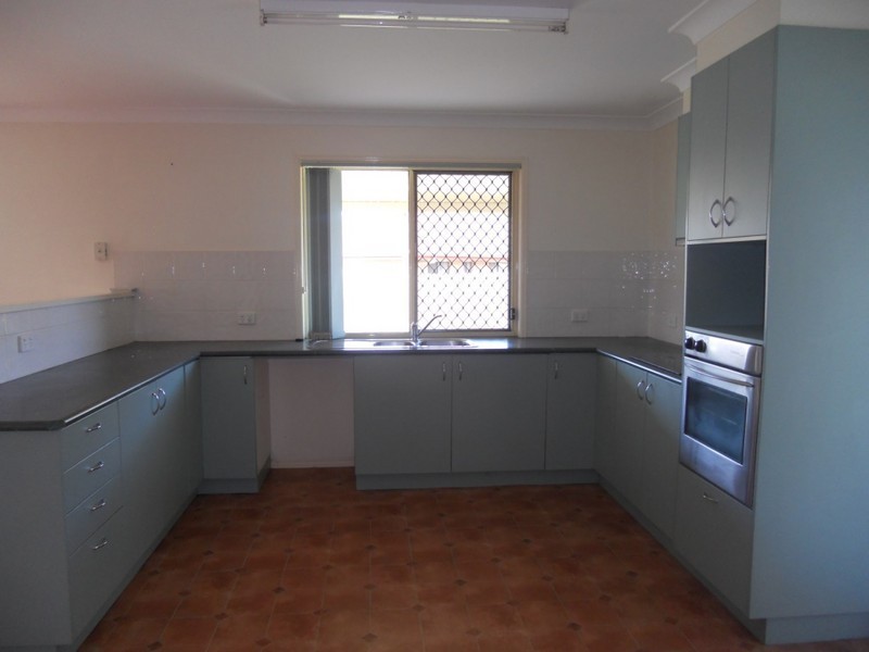 21 Glenn Street, Morayfield QLD 4506