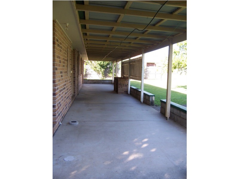 31 Crestwood Drive, Morayfield QLD 4506