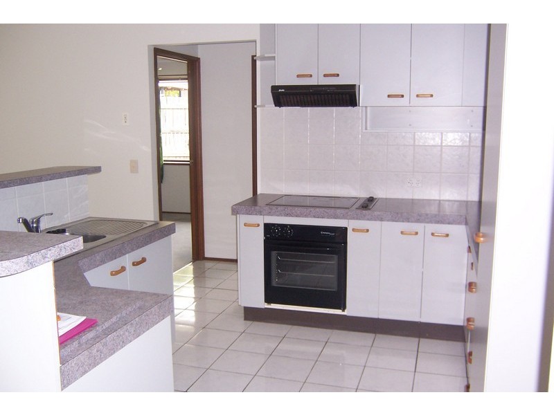 4 Streeton Court, Morayfield QLD 4506