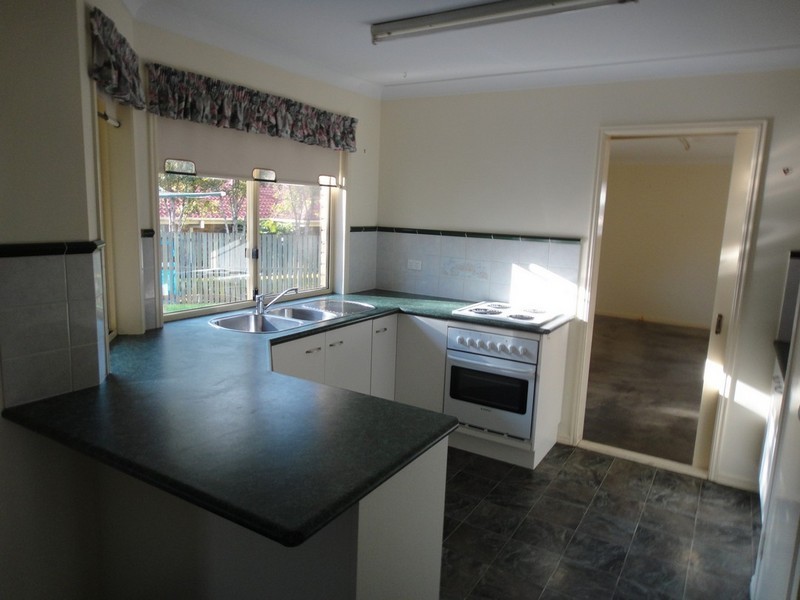 31 Parkridge Avenue, Upper Caboolture QLD 4510