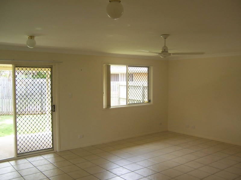 33 Glenn Street, Morayfield QLD 4506