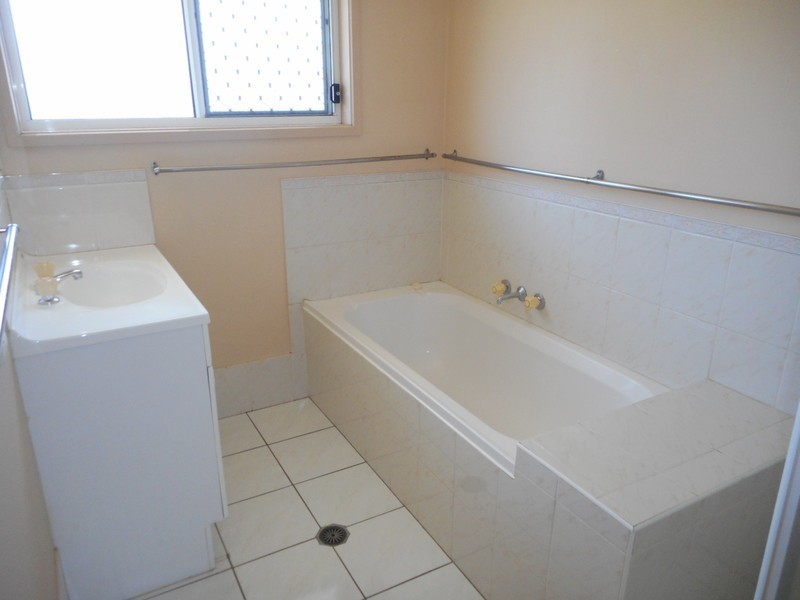 9 Jonathon Street, Morayfield QLD 4506