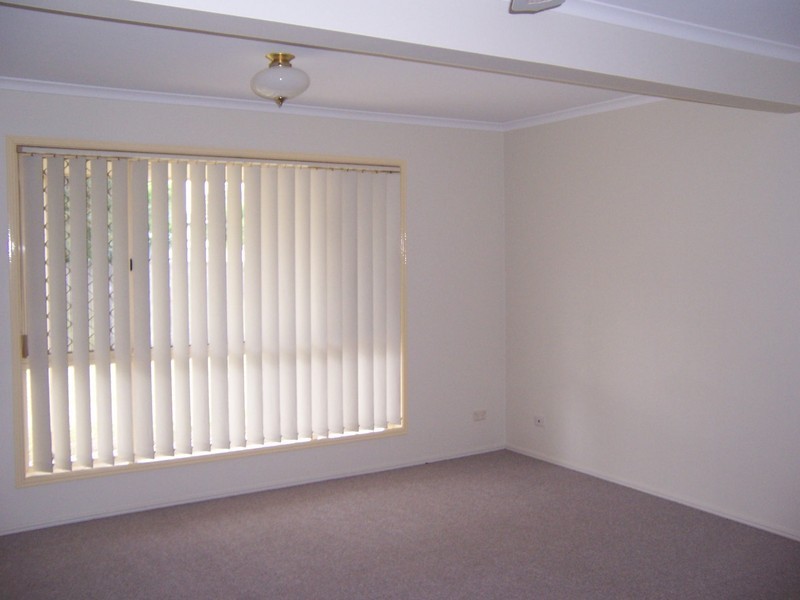 Unit 2/5 Battersby Street, Caboolture QLD 4510