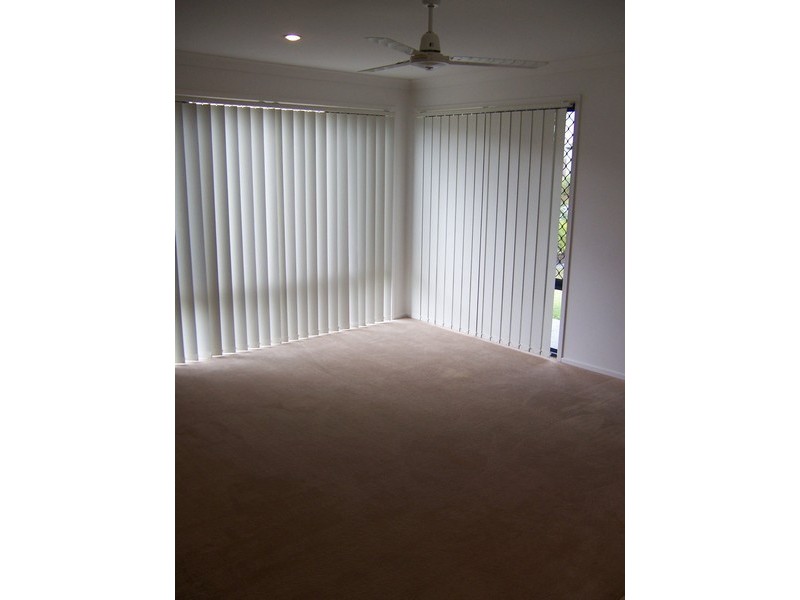 34 Maurice Avenue, Morayfield QLD 4506