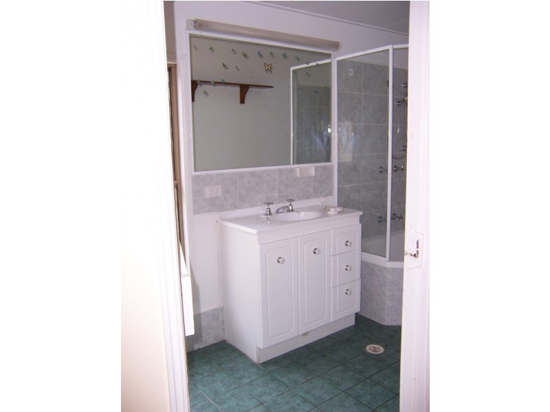 87 The Esplanade, Ningi QLD 4511