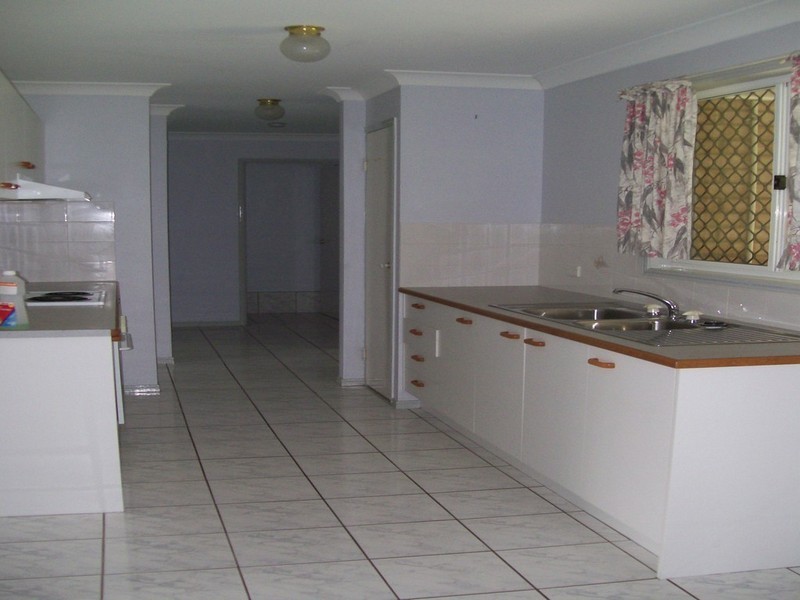 10 Whimbrel Court, Bellmere QLD 4510