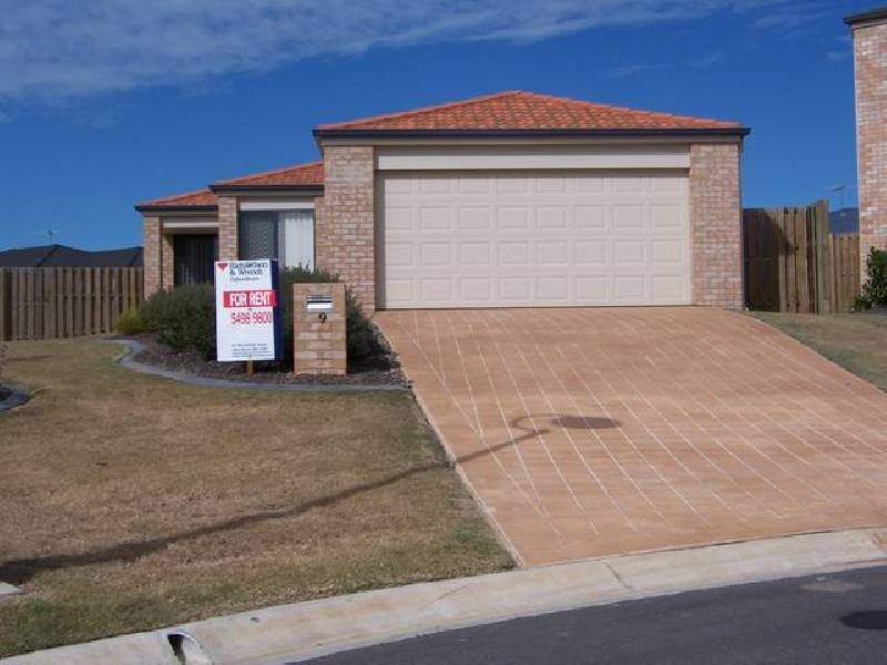 9 Marilyn Place, Morayfield QLD 4506