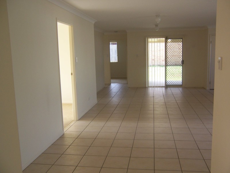 29 Glenn Street, Morayfield QLD 4506